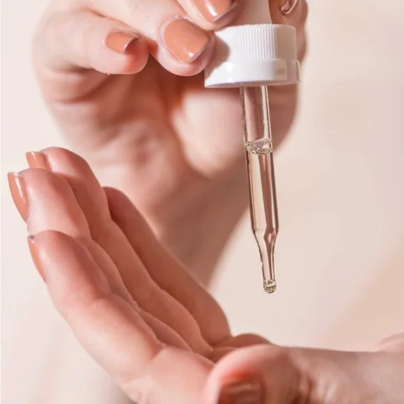 Brand New WELL Cuticle Oil - Picture 2 of 5